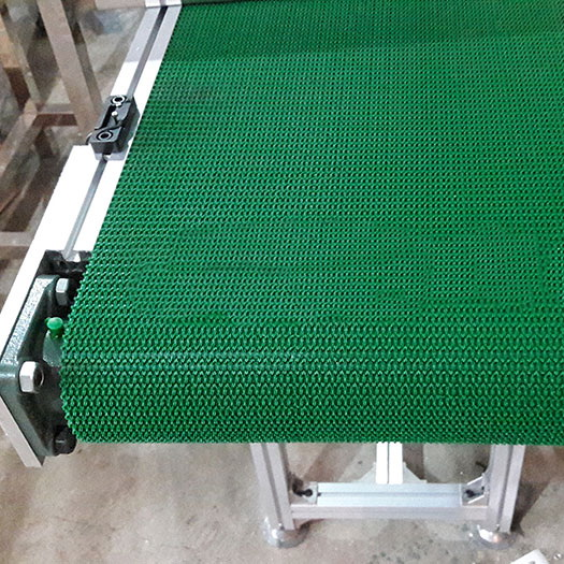 Băng tải PVC mặt nhám