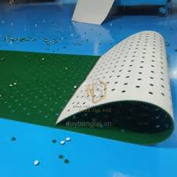 Băng tải PVC đục lỗ